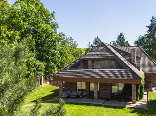 Sale - Family house with garden, Prague-West, Zvole