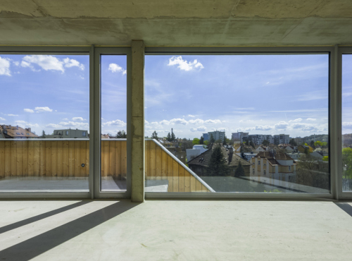 Velkorysý penthouse s panoramatickým výhledem, Praha 5 - Malvazinky
