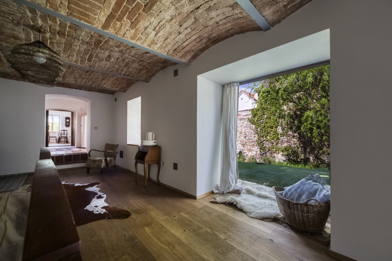 Renovated country house, South Bohemia Region - Rataje