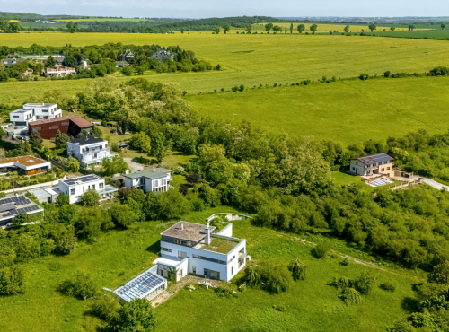 Building plot with villa for completion, Prague-West, Statenice