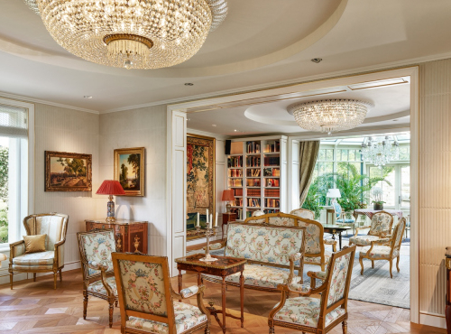Magnificent villa, Prague 6 - Lysolaje