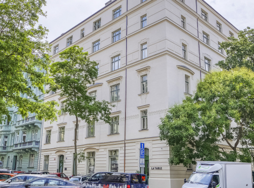 Prodej - Designový byt 4+kk s balkonem, Praha 2 - Vinohrady