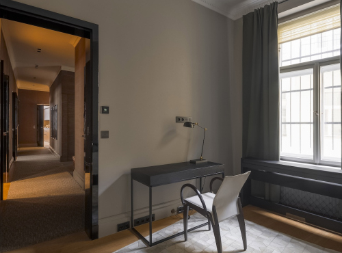 Prodej - Luxusní byt 5+1, Praha 1 - Petrské náměstí