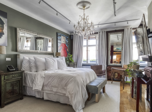 Pronájem - Luxusní penthouse se střešní terasou, Praha 2 - Nové Město