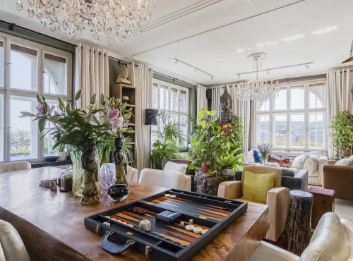 Pronájem - Luxusní penthouse se střešní terasou, Praha 2 - Nové Město