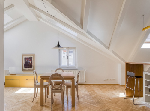 Stylový podkrovní byt, Praha 1 - Staré Město