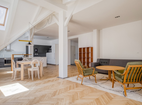 Stylový podkrovní byt, Praha 1 - Staré Město