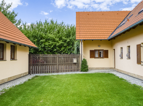 Sale - Family house with garden , Central Bohemia Region - Karlík