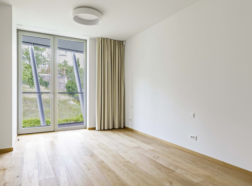 Pronájem - Velkorysý byt 4+kk s terasou, Praha 5 - Smíchov