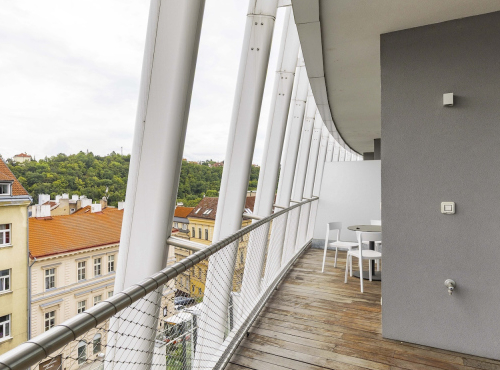 Pronájem - Velkorysý byt 4+kk s terasou, Praha 5 - Smíchov