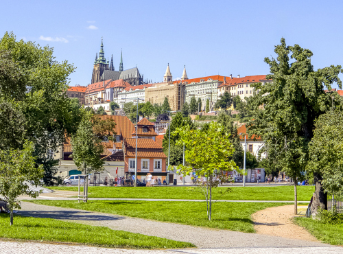 Pronájem - Byt 3+1 na výjimečné adrese, Praha 1 - Malá Strana