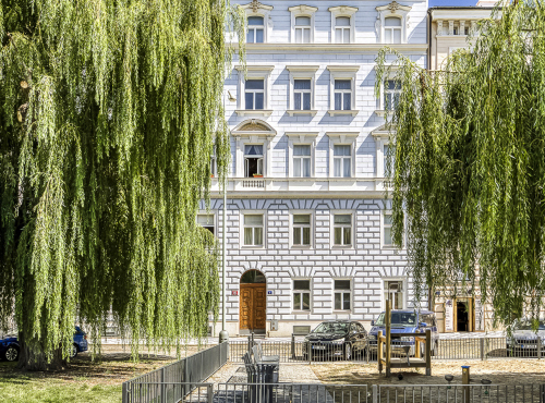 Pronájem - Byt 3+1 na výjimečné adrese, Praha 1 - Malá Strana