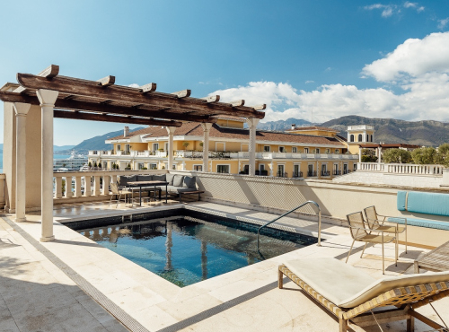 Zahraniční nemovitosti - Penthouse s výhledem na moře, Černá Hora - Tivat