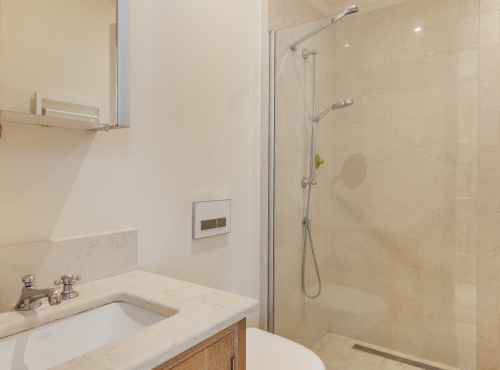 Zahraniční nemovitosti - Penthouse s výhledem na moře, Černá Hora - Tivat