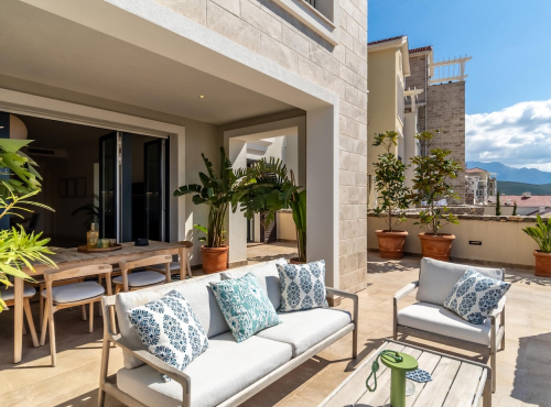 Zahraniční nemovitosti - Elegantní apartmán s výhledem na moře, Černá Hora - Lustica Bay