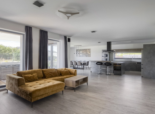 Sale - Modern villa with swimming pool, Prague-West, Zbuzany