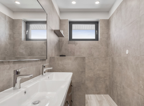 Sale - Modern villa with swimming pool, Prague-West, Zbuzany