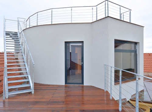 Pronájem - Luxusní střešní apartmán, Praha 3 - Jiřího z Poděbrad