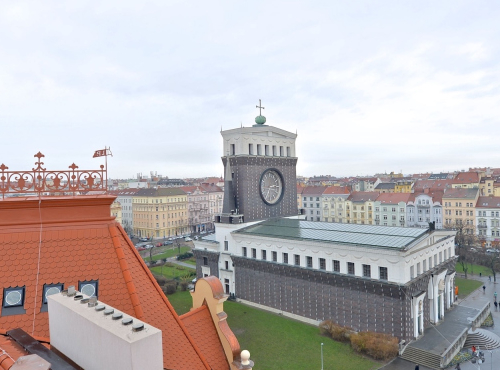 Pronájem - Luxusní střešní apartmán, Praha 3 - Jiřího z Poděbrad