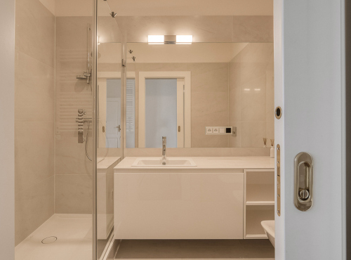 Pronájem - Velkorysý byt 4+kk, Praha 5 - Malá Strana