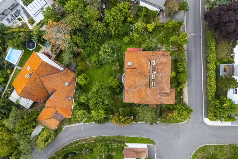 Building plot with house and permitted project, Prague 4 - Braník