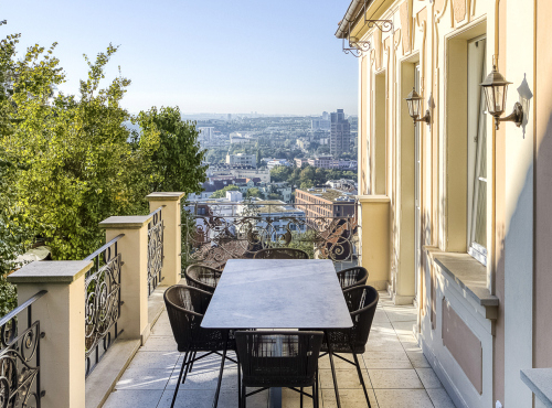 Sale - Exceptional baroque villa, Prague 9 - Vysočany