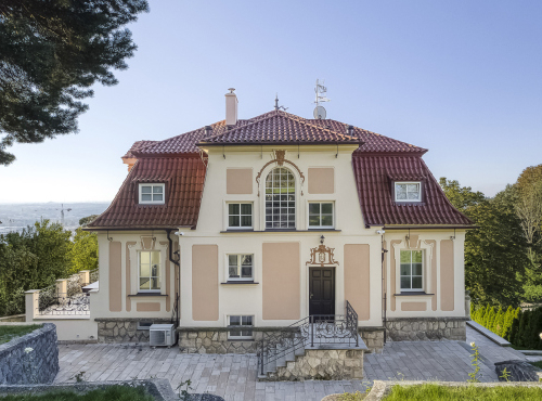 Sale - Exceptional baroque villa, Prague 9 - Vysočany