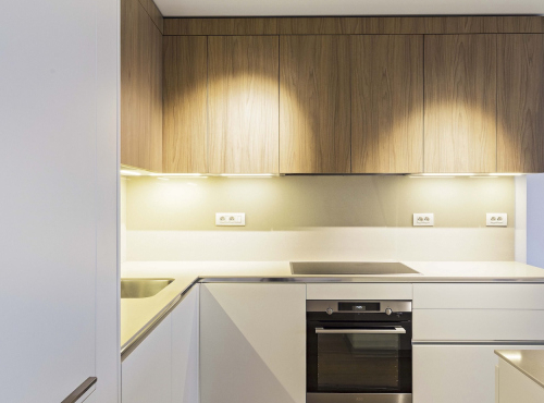 Bright 4+kk apartment with terrace, Prague 5 - Smíchov