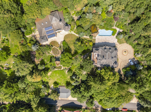 Zahraniční nemovitosti - Historická vila se soukromým parkem, Modra