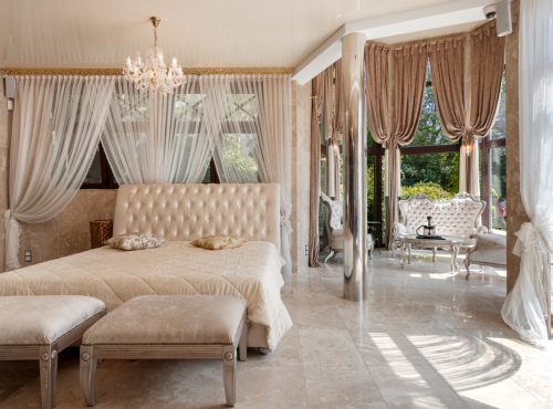 Zahraniční nemovitosti - Historická vila se soukromým parkem, Modra