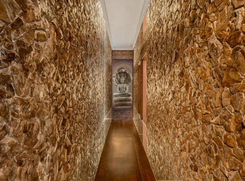 Zahraniční nemovitosti - Historická vila se soukromým parkem, Modra