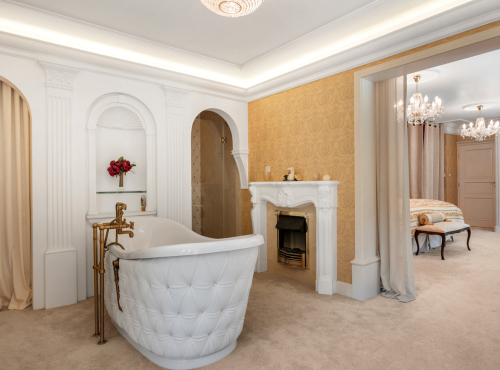 Zahraniční nemovitosti - Historická vila se soukromým parkem, Modra