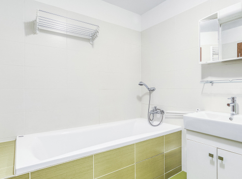 Pronájem - Světlý byt 1+kk s balkonem, Praha 10 - Malešice