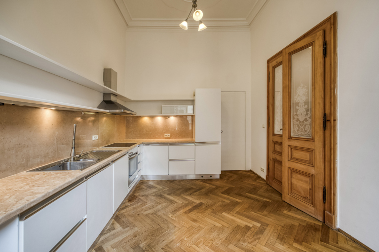 Velkorysý byt 5+1, Praha 2 - Vinohrady