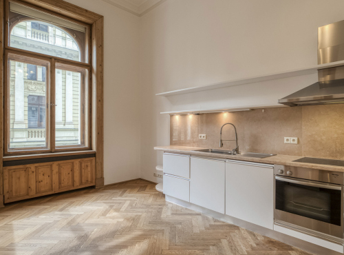 Rent - Generous apartment 5+1, Prague 2 - Vinohrady