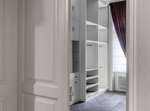 Sale - Representative 2-bedroom Apartment, Prague 5 – Janáčkovo Nábřeží