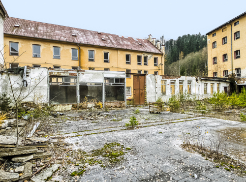 Sale - Vast land in the historic Pirkenhammer area, Karlovy Vary- Březová