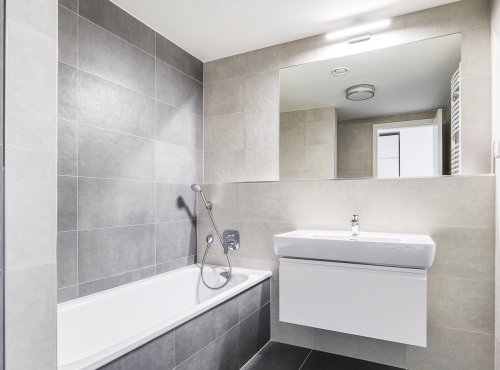 Sale - Sunny 3 bedroom apartment with balcony, Prague 7 - Holešovice