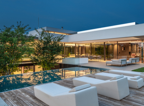 Sale - Design Villa with Wellness & Pool, Kaskáda Golf Resort, Brno