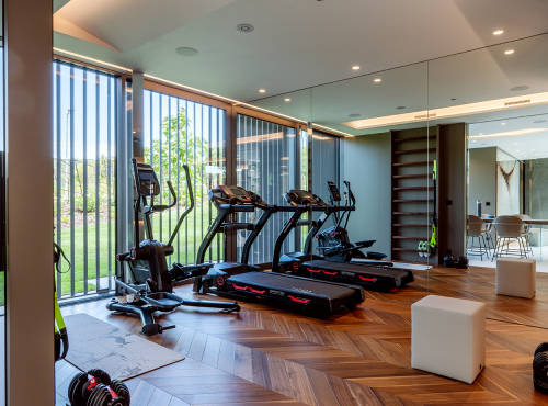 Sale - Design Villa with Wellness & Pool, Kaskáda Golf Resort, Brno