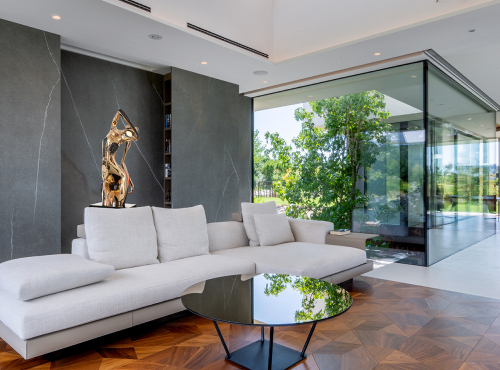 Sale - Design Villa with Wellness & Pool, Kaskáda Golf Resort, Brno