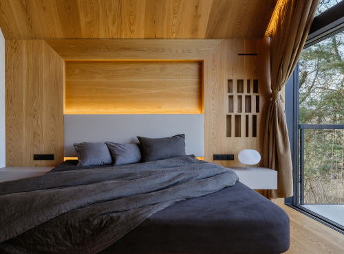 Sale - Venkovské rodinné sídlo, Střední Čechy - Trněný Újezd ID: 1072  Nemovito