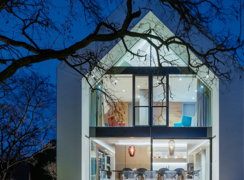 Sale - Venkovské rodinné sídlo, Střední Čechy - Trněný Újezd ID: 1072  Nemovito