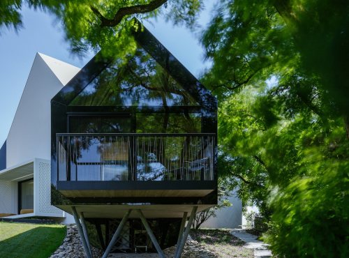 Sale - Venkovské rodinné sídlo, Střední Čechy - Trněný Újezd ID: 1072  Nemovito