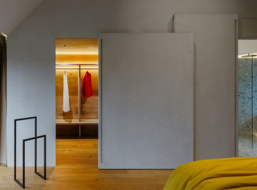 Sale - Venkovské rodinné sídlo, Střední Čechy - Trněný Újezd ID: 1072  Nemovito