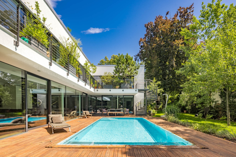 Modern villa in Californian style, Munich - Germany