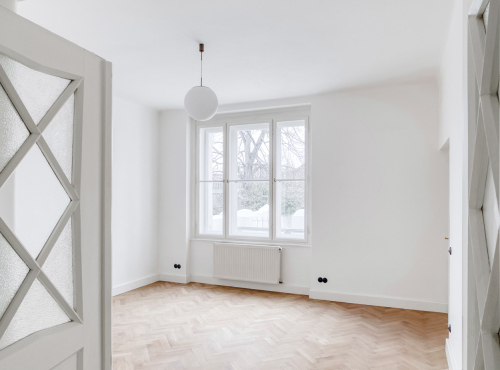 Pronájem - Kancelářské prostory v Kovářovicově vile, Praha 2 - Rašínovo nábřeží