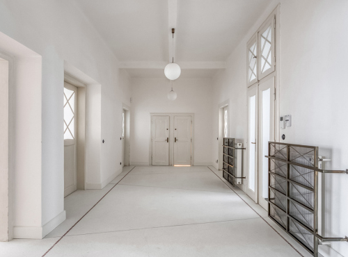 Pronájem - Kancelářské prostory v Kovářovicově vile, Praha 2 - Rašínovo nábřeží