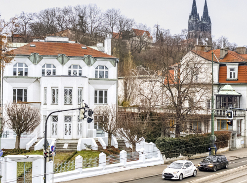 Pronájem - Kancelářské prostory v Kovářovicově vile, Praha 2 - Rašínovo nábřeží