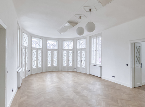 Pronájem - Kancelářské prostory v Kovářovicově vile, Praha 2 - Rašínovo nábřeží